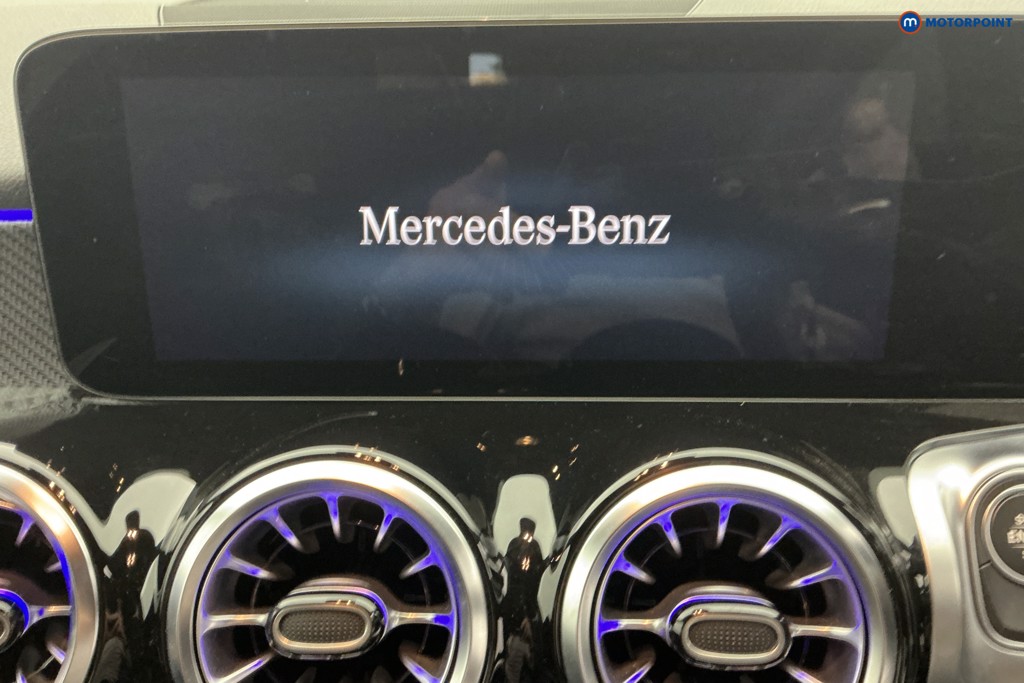 Mercedes-Benz GLB Amg Line Automatic Petrol SUV - Stock Number (1658148) - 2nd supplementary image