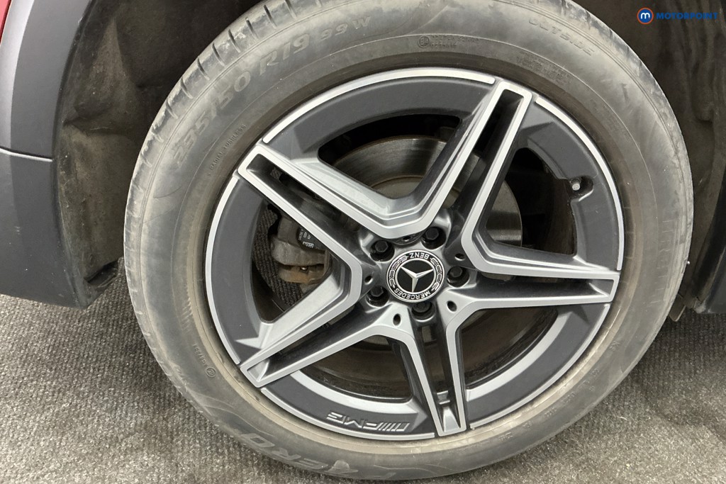 Mercedes-Benz GLB Amg Line Automatic Petrol SUV - Stock Number (1658148) - 33rd supplementary image