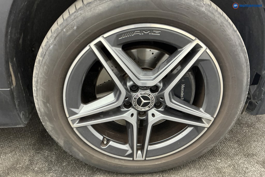 Mercedes-Benz GLB Amg Line Automatic Petrol SUV - Stock Number (1658148) - 34th supplementary image
