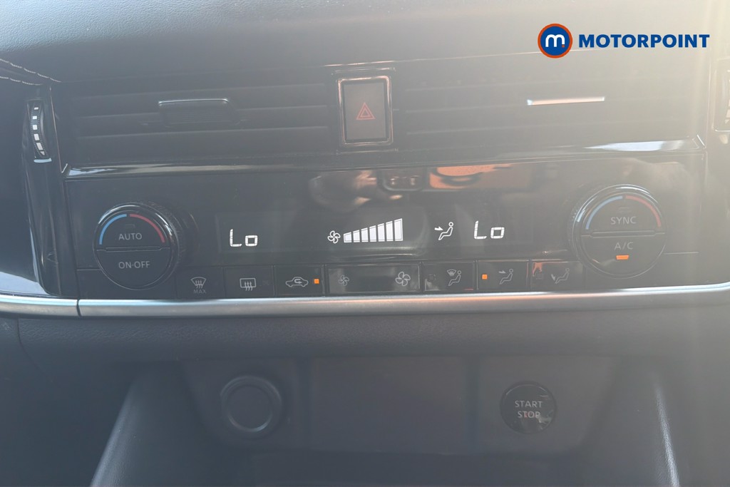 Nissan Qashqai N-Connecta Automatic Petrol-Electric Hybrid SUV - Stock Number (1658479) - 12th supplementary image