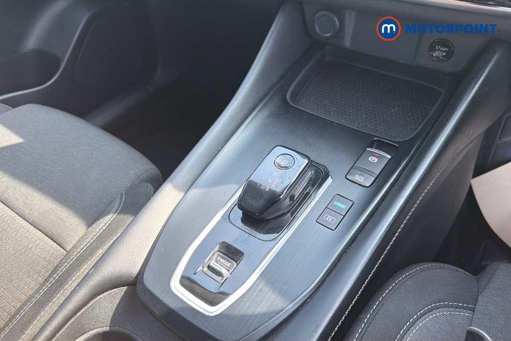 Nissan Qashqai N-Connecta Automatic Petrol-Electric Hybrid SUV - Stock Number (1658479) - 15th supplementary image