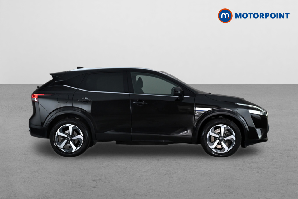 Nissan Qashqai N-Connecta Automatic Petrol-Electric Hybrid SUV - Stock Number (1658479) - Drivers side