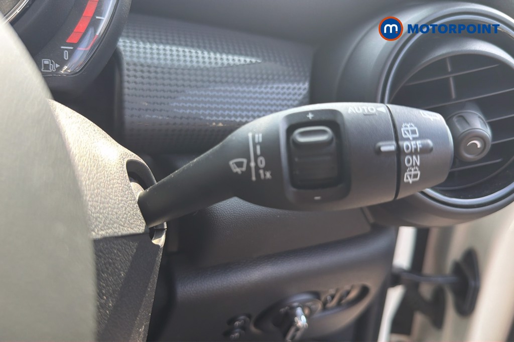 Mini Hatchback Cooper Classic Manual Petrol Hatchback - Stock Number (1658578) - 7th supplementary image