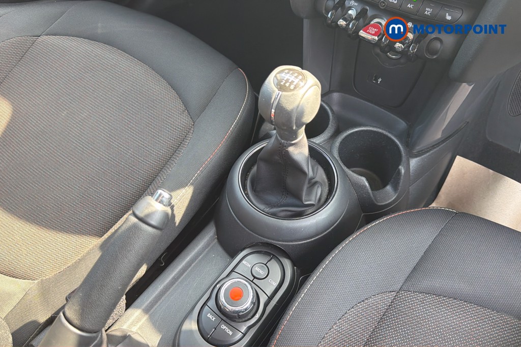 Mini Hatchback Cooper Classic Manual Petrol Hatchback - Stock Number (1658578) - 15th supplementary image