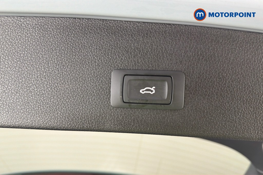 Ford Puma St-Line Vignale Automatic Petrol SUV - Stock Number (1659966) - 35th supplementary image