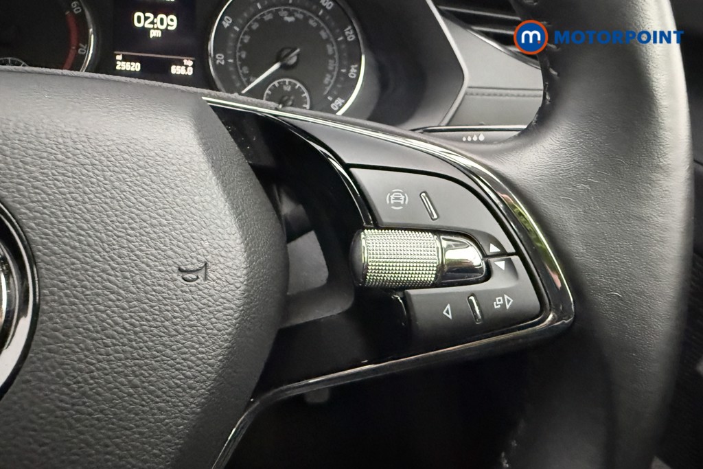 Skoda Octavia SE Manual Petrol Hatchback - Stock Number (1660347) - 14th supplementary image