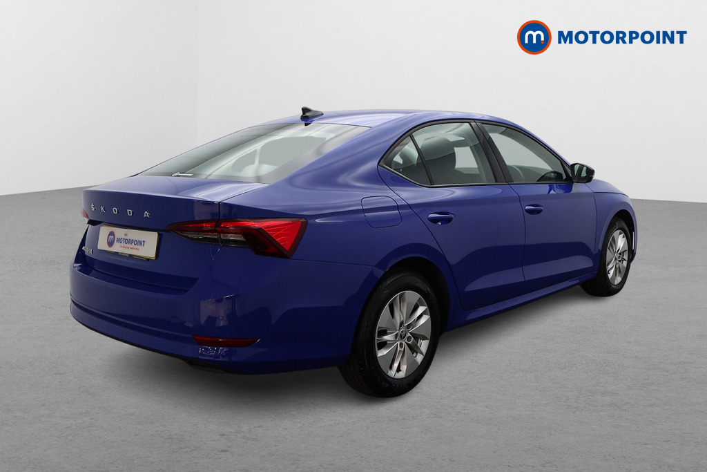 Skoda Octavia SE Manual Petrol Hatchback - Stock Number (1660347) - Drivers side rear corner