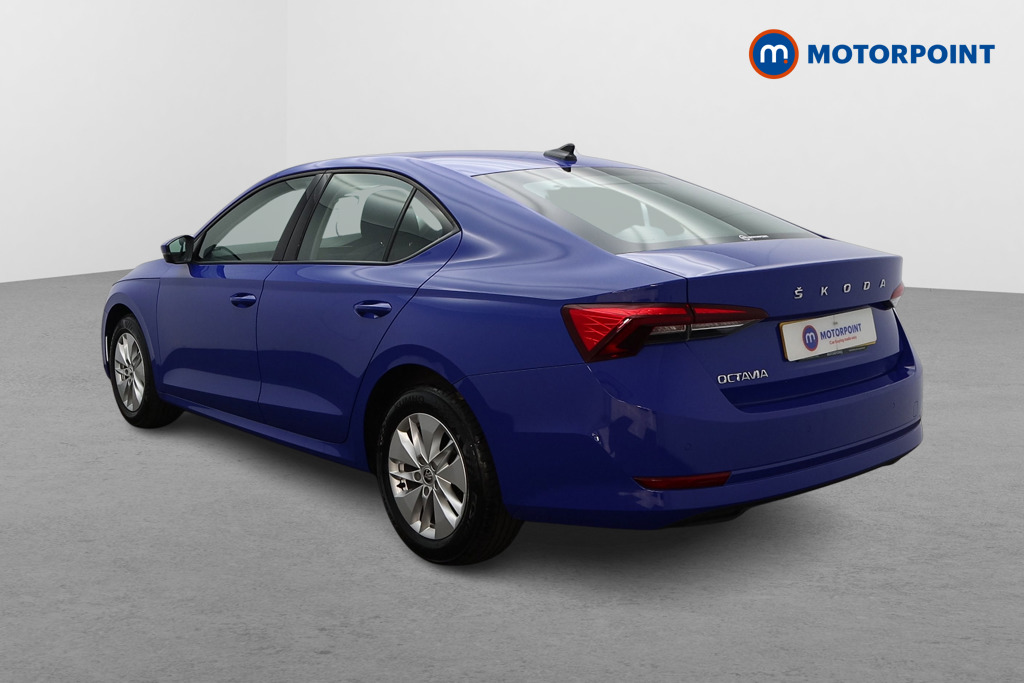 Skoda Octavia SE Manual Petrol Hatchback - Stock Number (1660347) - Passenger side rear corner