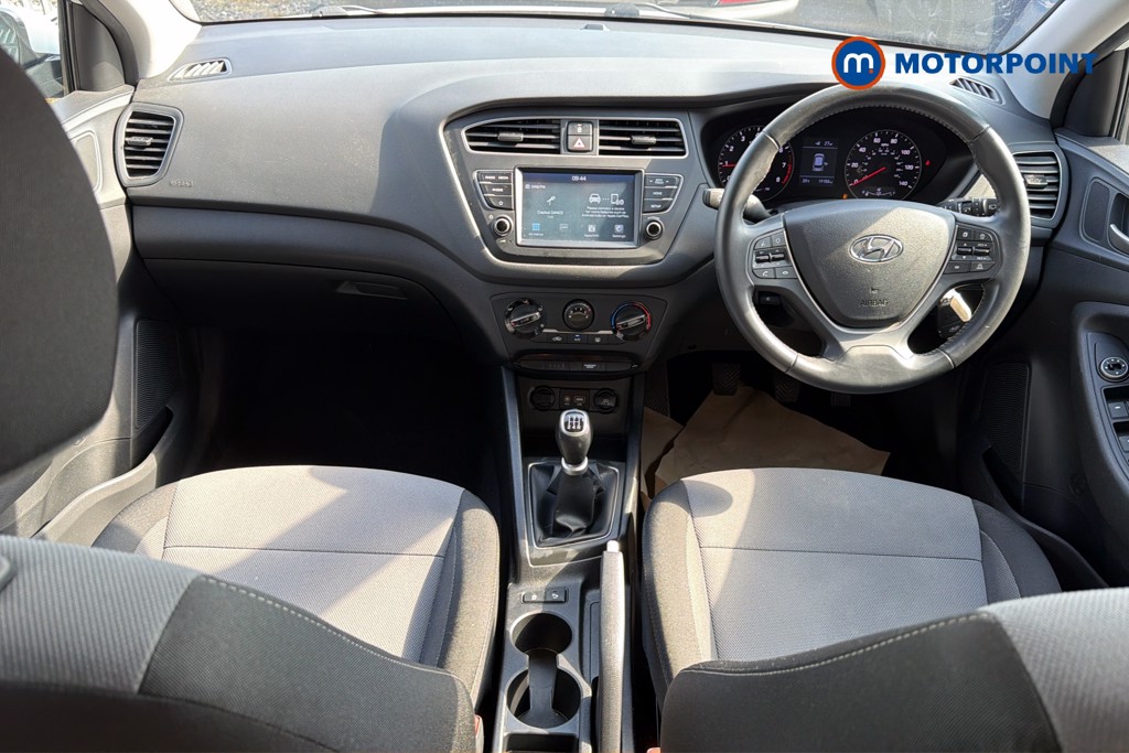 Hyundai I20 SE Manual Petrol Hatchback - Stock Number (1660699) - 1st supplementary image