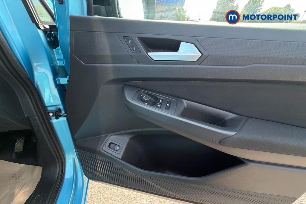 Ford Transit Connect Limited Automatic Petrol Plug-In Hybrid Panel Van - Stock Number (1661338) - 20th supplementary image