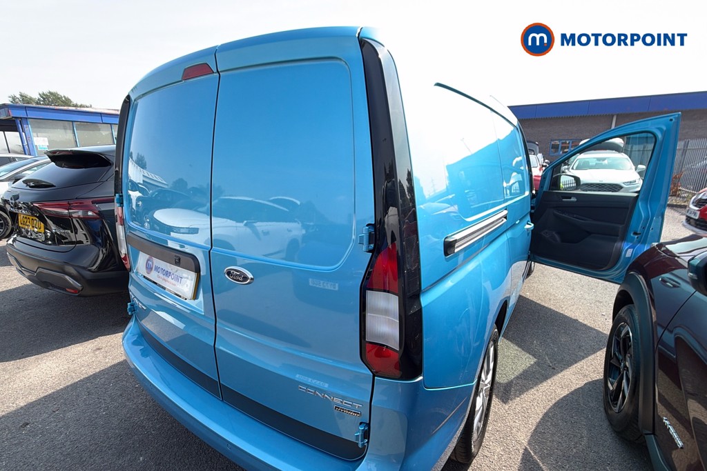 Ford Transit Connect Limited Automatic Petrol Plug-In Hybrid Panel Van - Stock Number (1661338) - 38th supplementary image