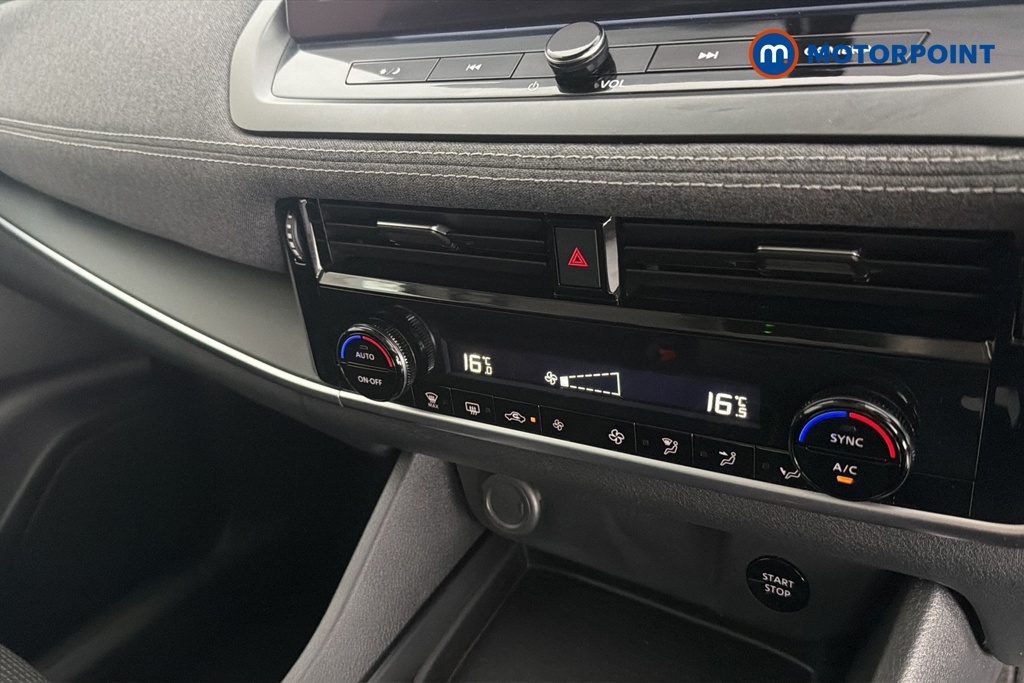 Nissan Qashqai Acenta Premium Automatic Petrol-Electric Hybrid SUV - Stock Number (1661854) - 12th supplementary image