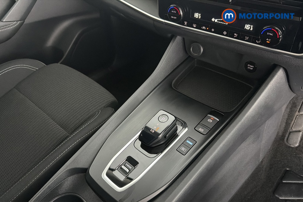 Nissan Qashqai Acenta Premium Automatic Petrol-Electric Hybrid SUV - Stock Number (1661854) - 15th supplementary image