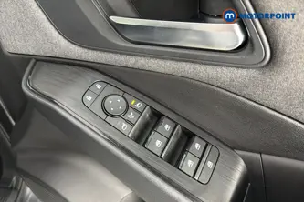 Nissan Qashqai Acenta Premium Automatic Petrol-Electric Hybrid SUV - Stock Number (1661854) - 19th supplementary image