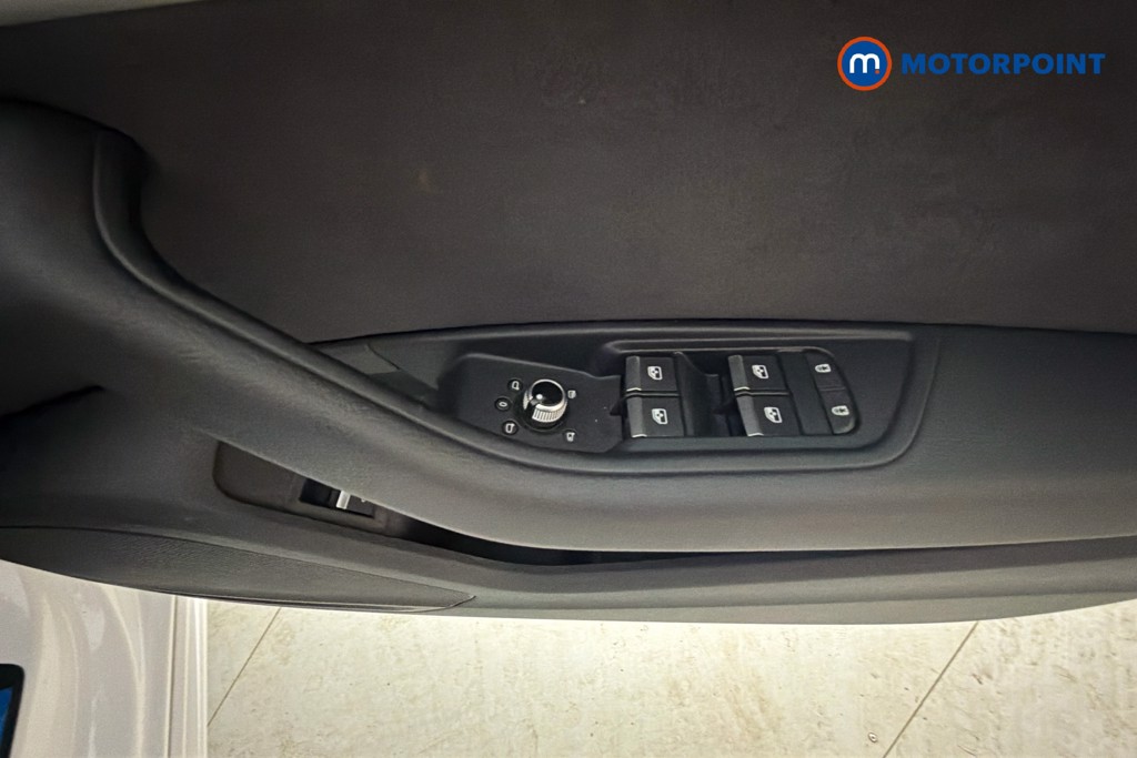 Audi A4 S Line Automatic Petrol Estate - Stock Number (1662056) - 20th supplementary image