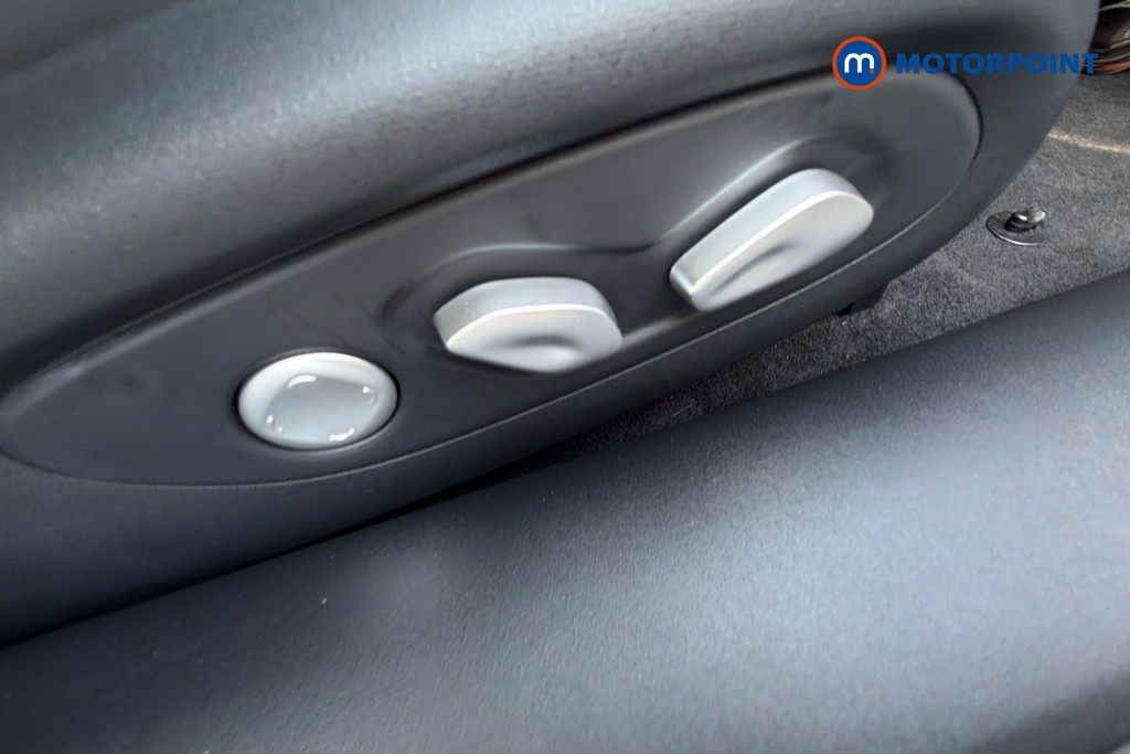 Mg Motor Uk IM5 Standard Range Automatic Electric Hatchback - Stock Number (1662059) - 25th supplementary image