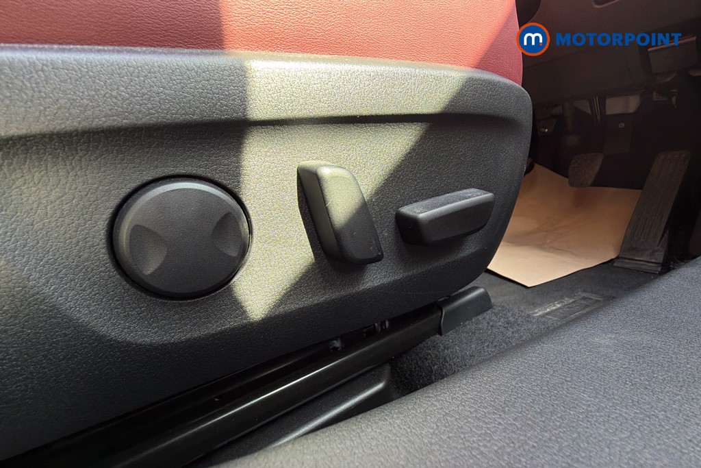 Mazda 3 Takumi Manual Petrol Hatchback - Stock Number (1662192) - 25th supplementary image