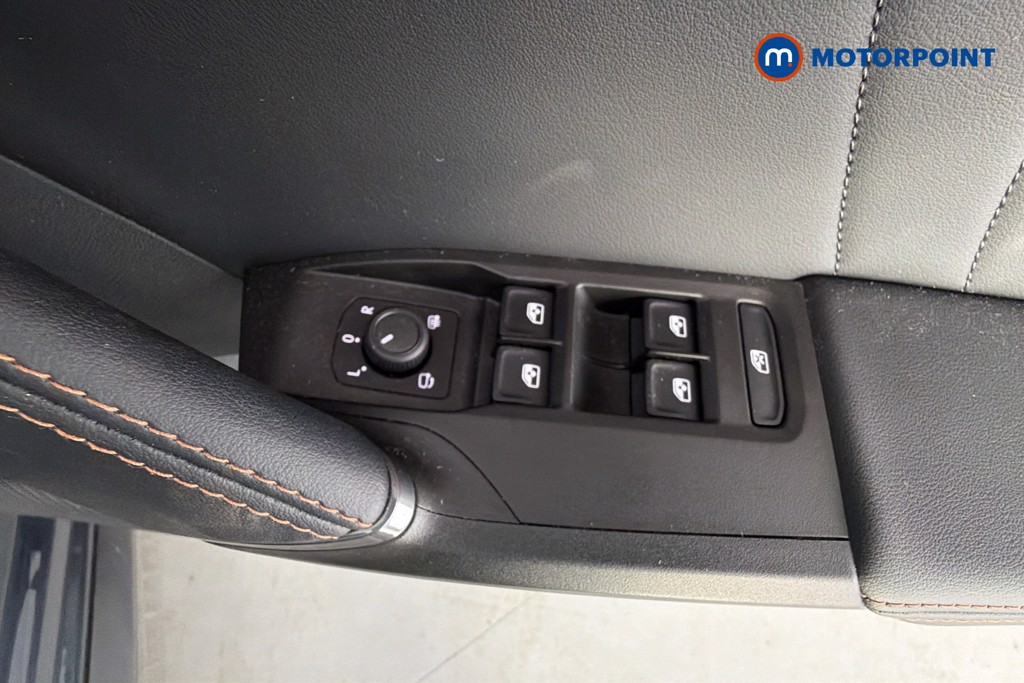 Cupra Leon V1 Design Edition Automatic Petrol Hatchback - Stock Number (1662207) - 20th supplementary image
