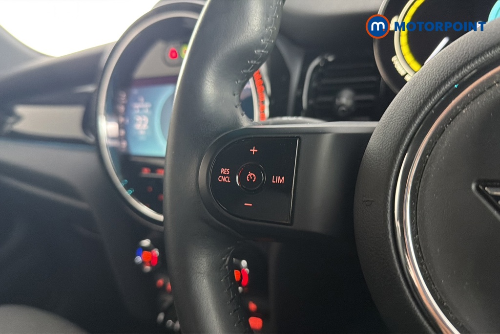 Mini Hatchback Cooper S Level 2 Automatic Electric Hatchback - Stock Number (1662217) - 4th supplementary image