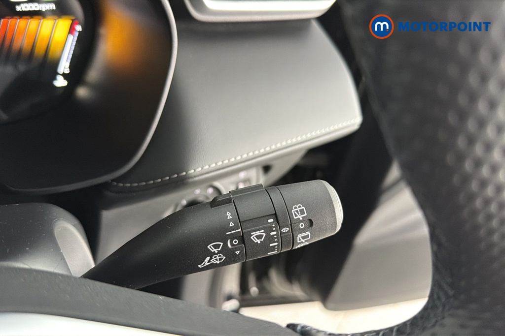 Mg Motor Uk ZS Trophy Automatic Petrol-Electric Hybrid SUV - Stock Number (1662298) - 6th supplementary image