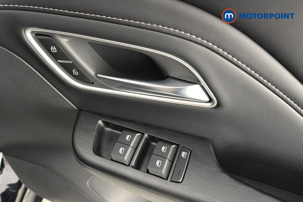Mg Motor Uk ZS Trophy Automatic Petrol-Electric Hybrid SUV - Stock Number (1662298) - 19th supplementary image