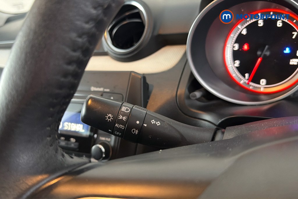 Suzuki Swift SZ3 Manual Petrol Hatchback - Stock Number (1662358) - 6th supplementary image