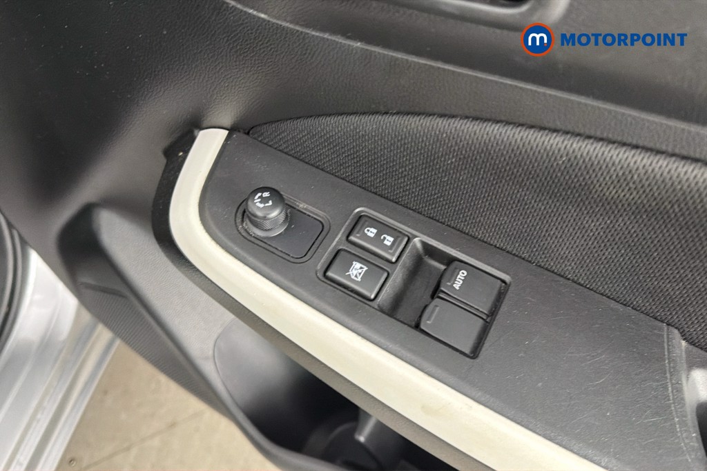 Suzuki Swift SZ3 Manual Petrol Hatchback - Stock Number (1662358) - 20th supplementary image