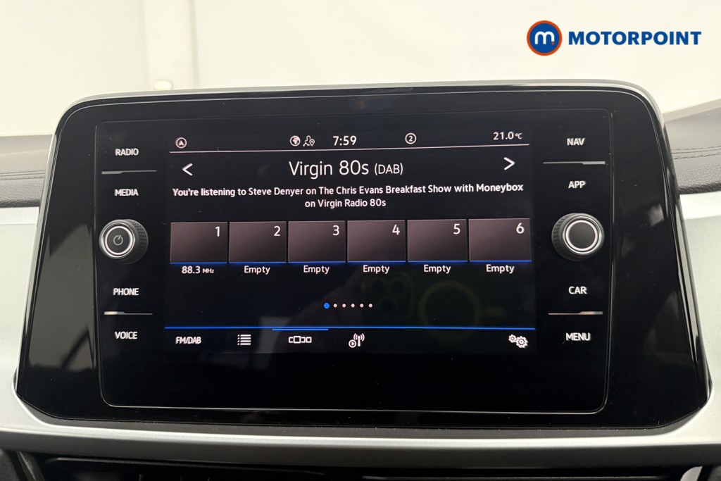 Volkswagen T-Roc Match Manual Petrol SUV - Stock Number (1662393) - 2nd supplementary image