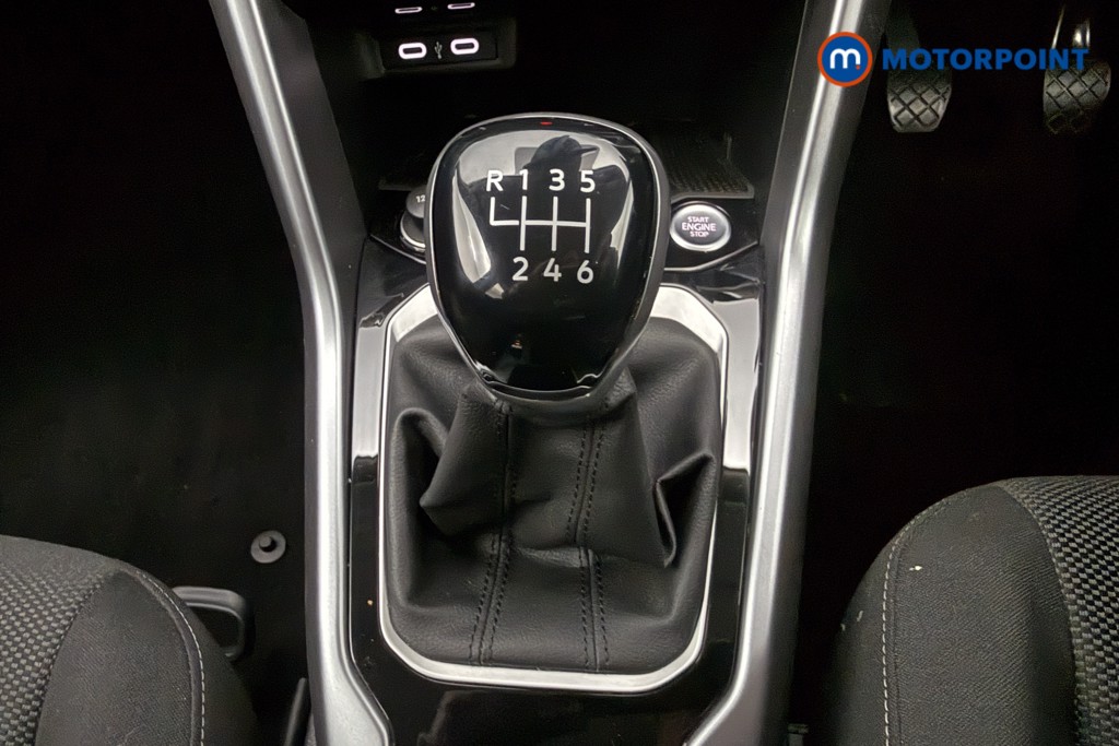 Volkswagen T-Roc Match Manual Petrol SUV - Stock Number (1662393) - 6th supplementary image