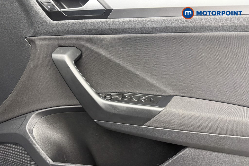 Volkswagen T-Roc Match Manual Petrol SUV - Stock Number (1662393) - 17th supplementary image