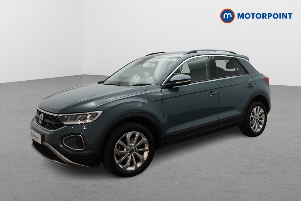 Volkswagen T-Roc Match Manual Petrol SUV - Stock Number (1662393) - Passenger side front corner