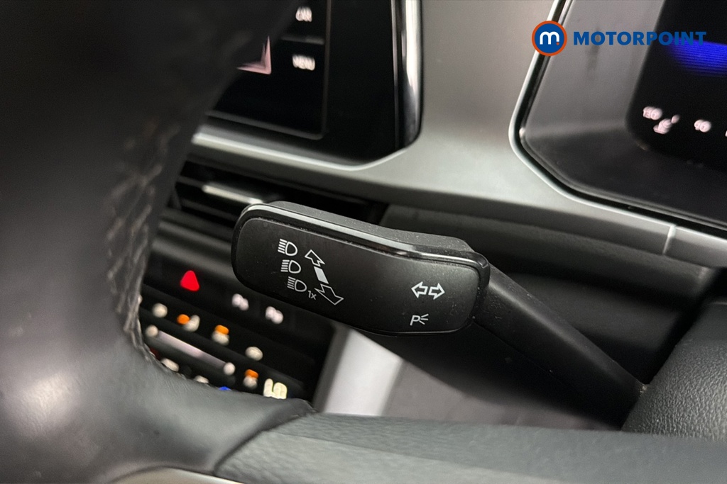 Volkswagen T-Roc Match Manual Petrol SUV - Stock Number (1662550) - 5th supplementary image