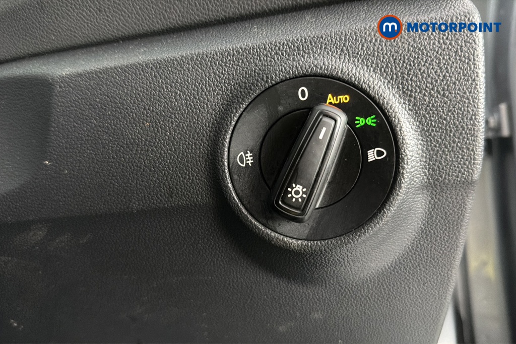 Volkswagen T-Roc Match Manual Petrol SUV - Stock Number (1662550) - 11th supplementary image