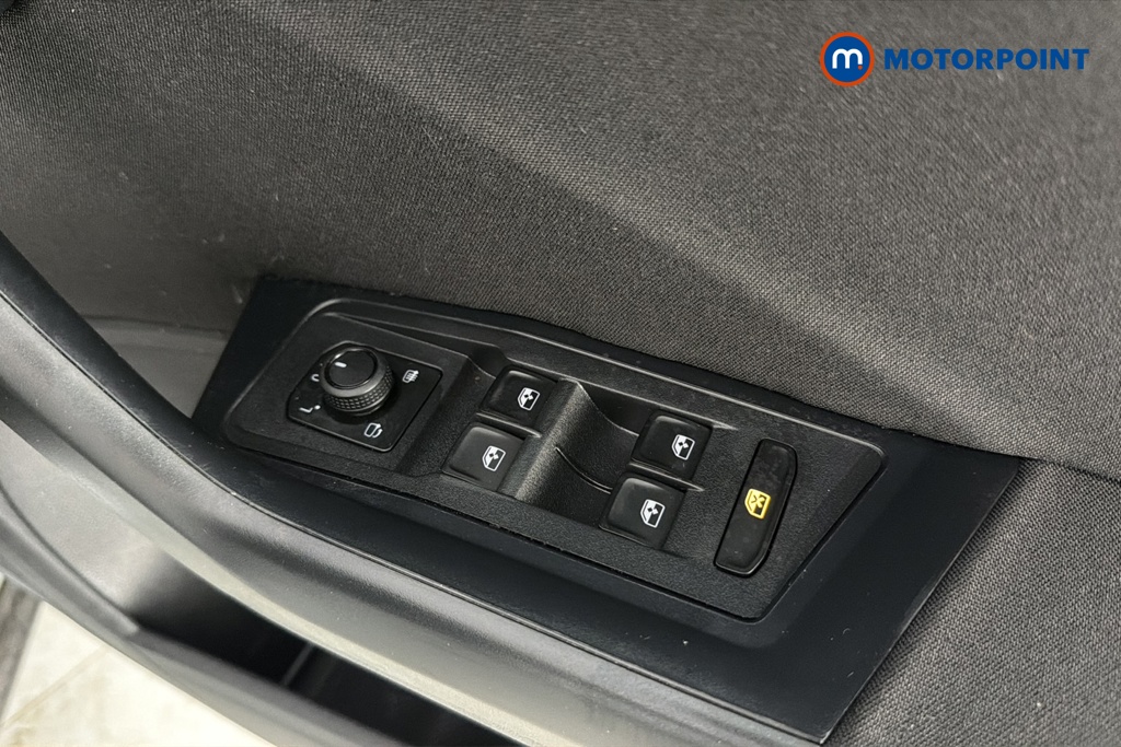 Volkswagen T-Roc Match Manual Petrol SUV - Stock Number (1662550) - 19th supplementary image