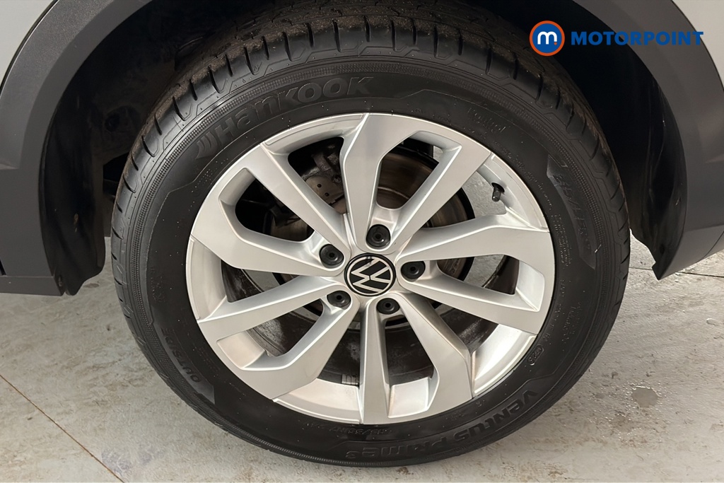 Volkswagen T-Roc Match Manual Petrol SUV - Stock Number (1662550) - 45th supplementary image
