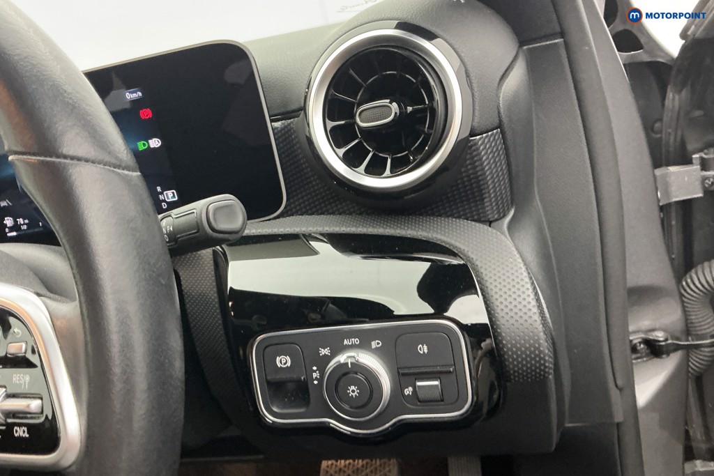 Mercedes-Benz A Class Sport Automatic Petrol Hatchback - Stock Number (1662661) - 21st supplementary image