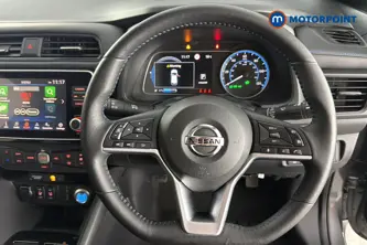 Nissan Leaf N-Connecta Automatic Electric Hatchback - Stock Number (1662706) - 2nd supplementary image