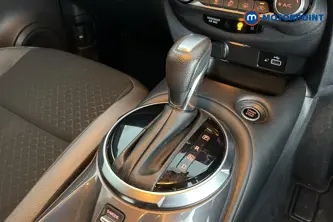 Nissan Juke N-Connecta Automatic Petrol SUV - Stock Number (1662805) - 15th supplementary image