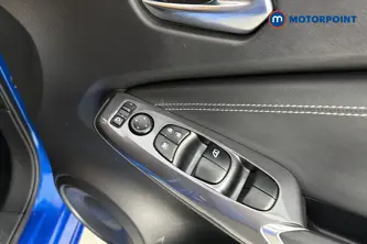 Nissan Juke N-Connecta Automatic Petrol SUV - Stock Number (1662805) - 19th supplementary image