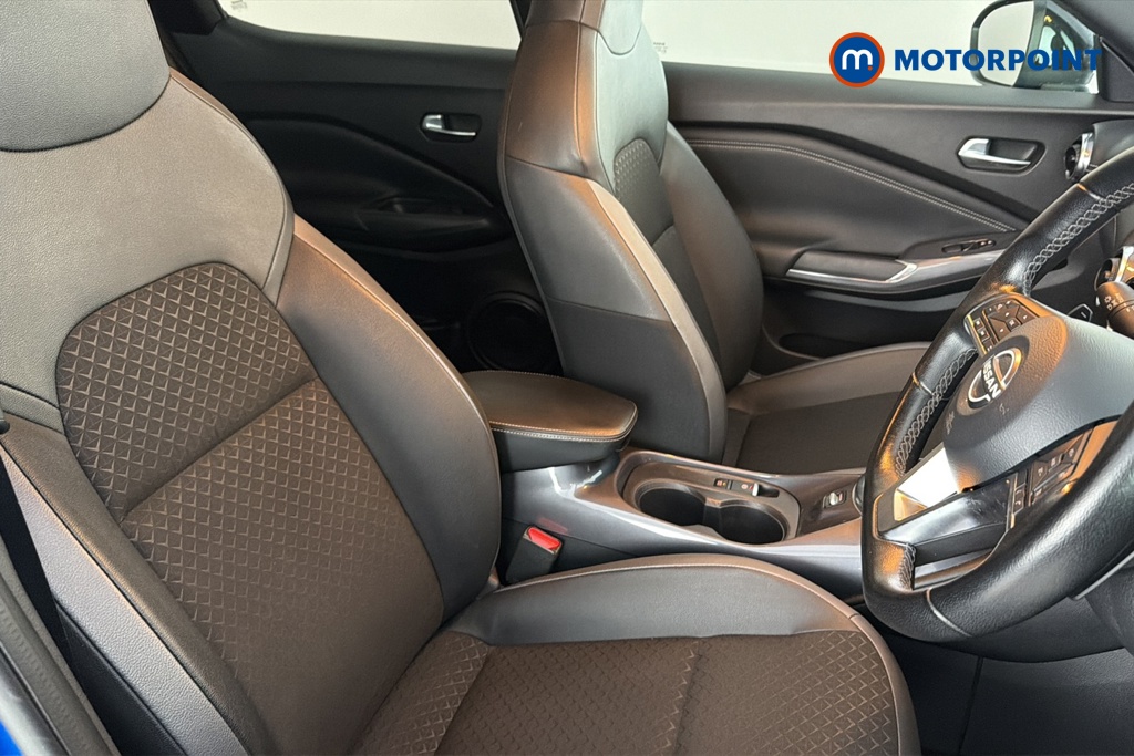 Nissan Juke N-Connecta Automatic Petrol SUV - Stock Number (1662805) - 22nd supplementary image