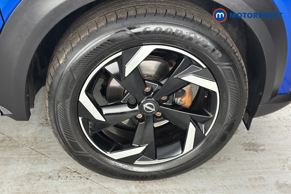 Nissan Juke N-Connecta Automatic Petrol SUV - Stock Number (1662805) - 47th supplementary image