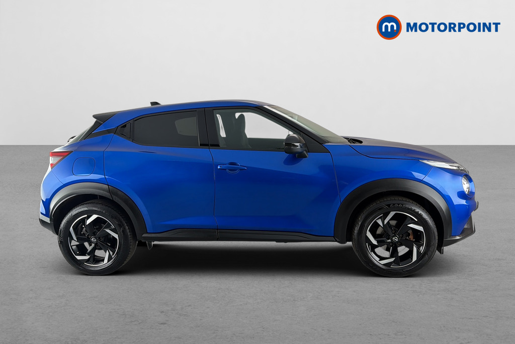 Nissan Juke N-Connecta Automatic Petrol SUV - Stock Number (1662805) - Passenger side