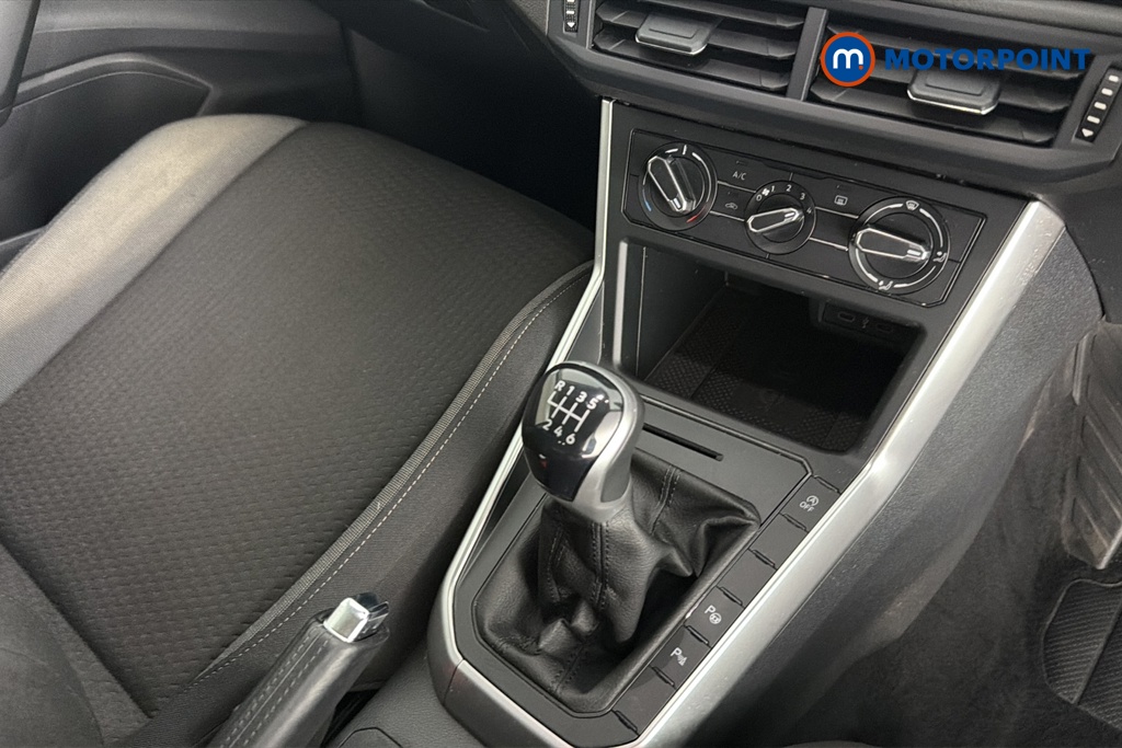 Volkswagen Taigo Life Manual Petrol SUV - Stock Number (1663416) - 15th supplementary image