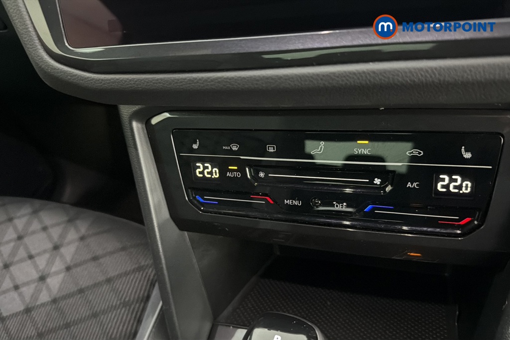 Volkswagen Tiguan R-Line Automatic Petrol SUV - Stock Number (1663788) - 12th supplementary image