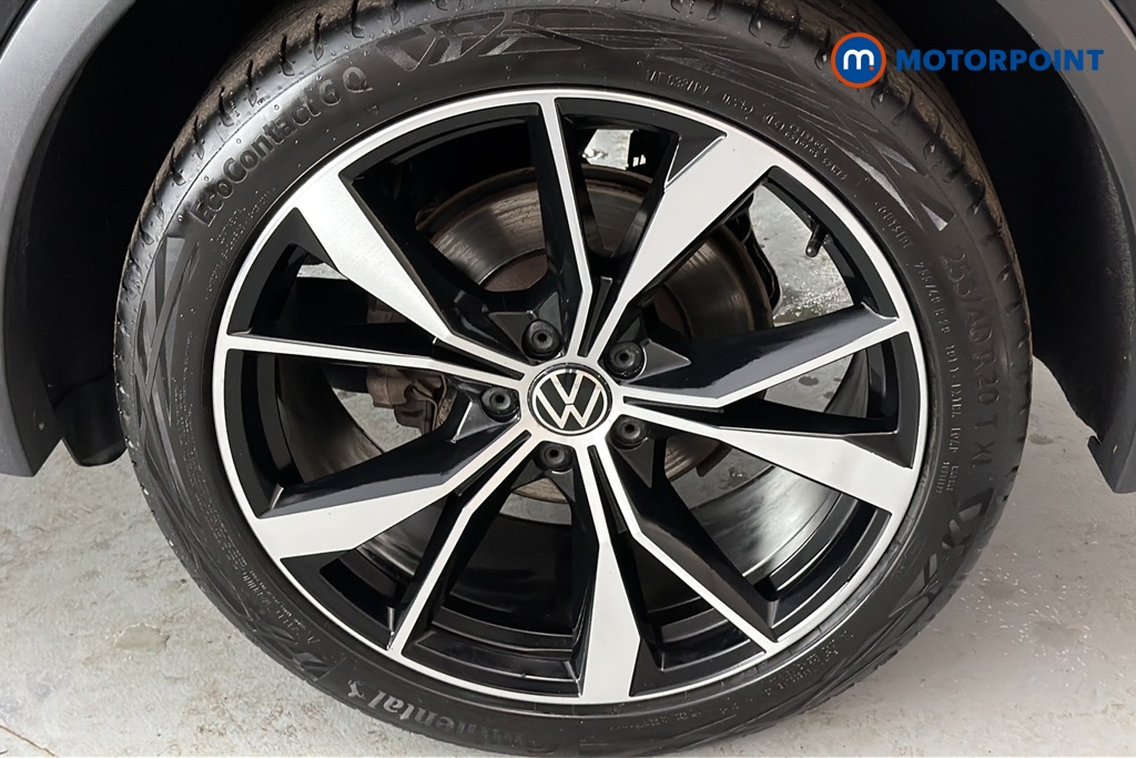 Volkswagen Tiguan R-Line Automatic Petrol SUV - Stock Number (1663788) - 45th supplementary image
