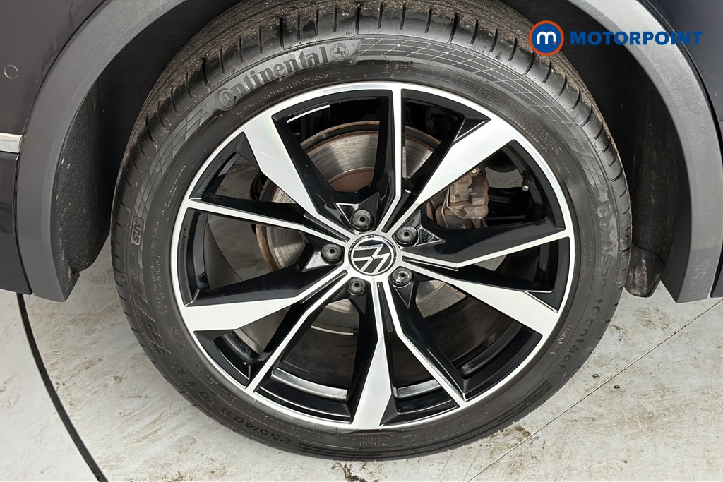 Volkswagen Tiguan R-Line Automatic Petrol SUV - Stock Number (1663788) - 46th supplementary image