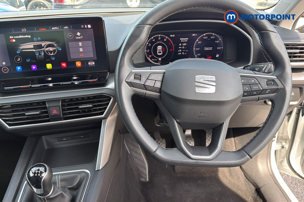 Seat Leon Se Dynamic Manual Petrol Hatchback - Stock Number (1617912) - 2nd supplementary image
