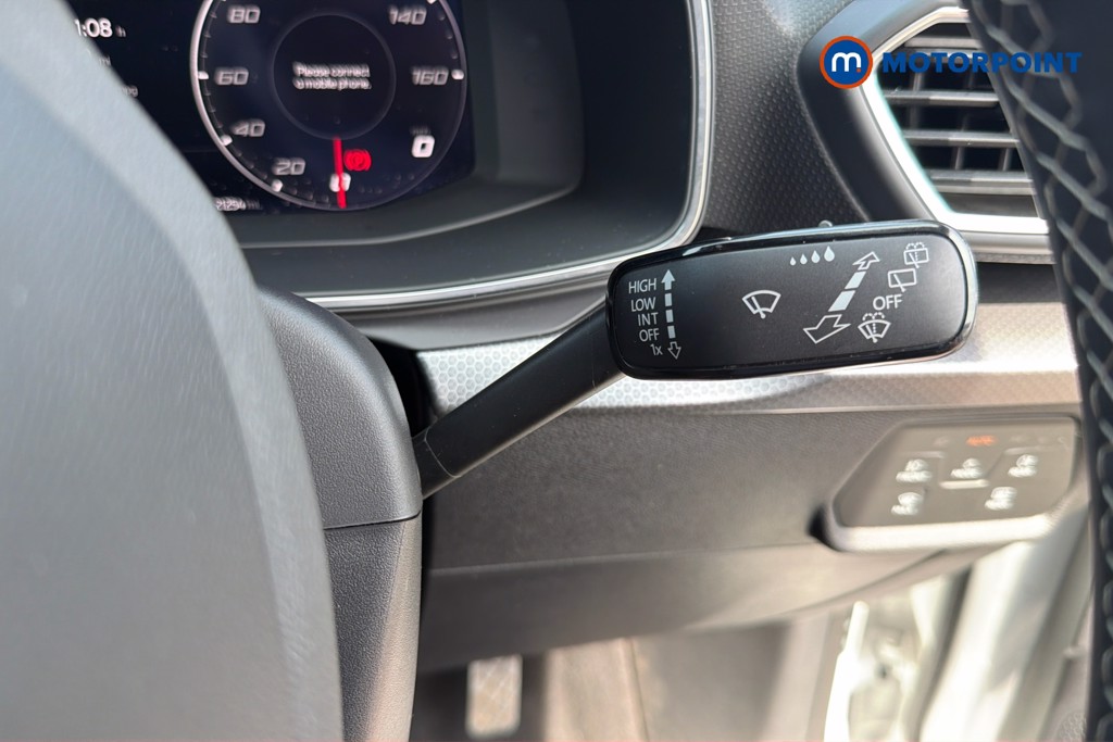 Seat Leon Se Dynamic Manual Petrol Hatchback - Stock Number (1617912) - 7th supplementary image