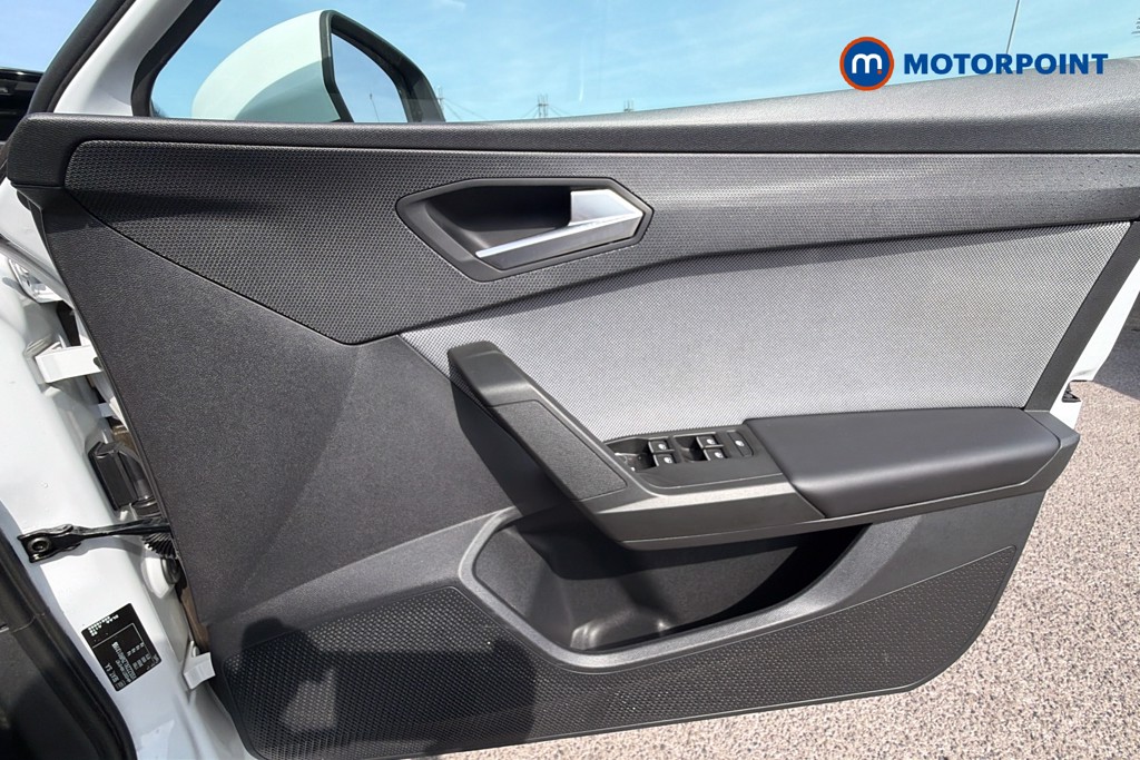 Seat Leon Se Dynamic Manual Petrol Hatchback - Stock Number (1617912) - 19th supplementary image