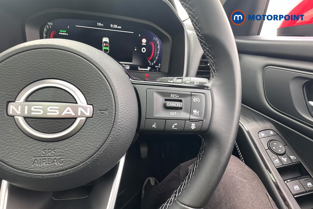 Nissan Qashqai N-Connecta Automatic Petrol-Electric Hybrid SUV - Stock Number (1644554) - 4th supplementary image